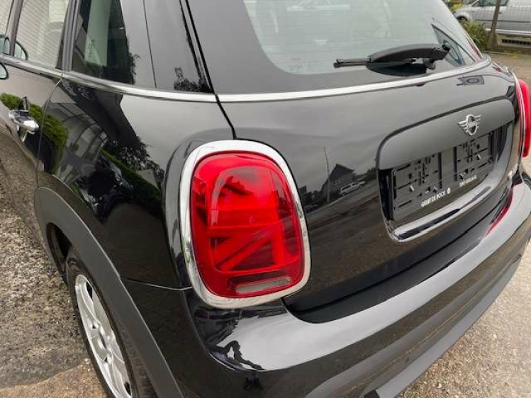 MINI One 1.5 5 DEURS CLASSIC TRIM/NAVI/PDC** Geert De Bock