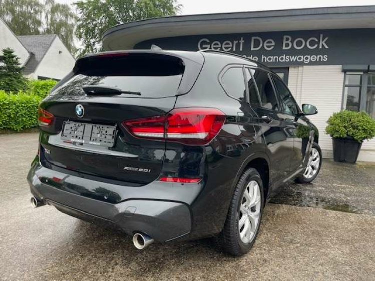 BMW X1 2.0iAS xDrive AUT/MSPORT/PANO/LEDER... Geert De Bock
