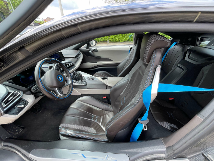 BMW i8 11.6 kWh PHEV Head-UP/CAMERA/LEDER Geert De Bock