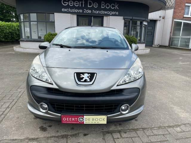 Peugeot 207 1.6i 16v cabriolet/leder/AIRCO slechts 61300KM Geert De Bock