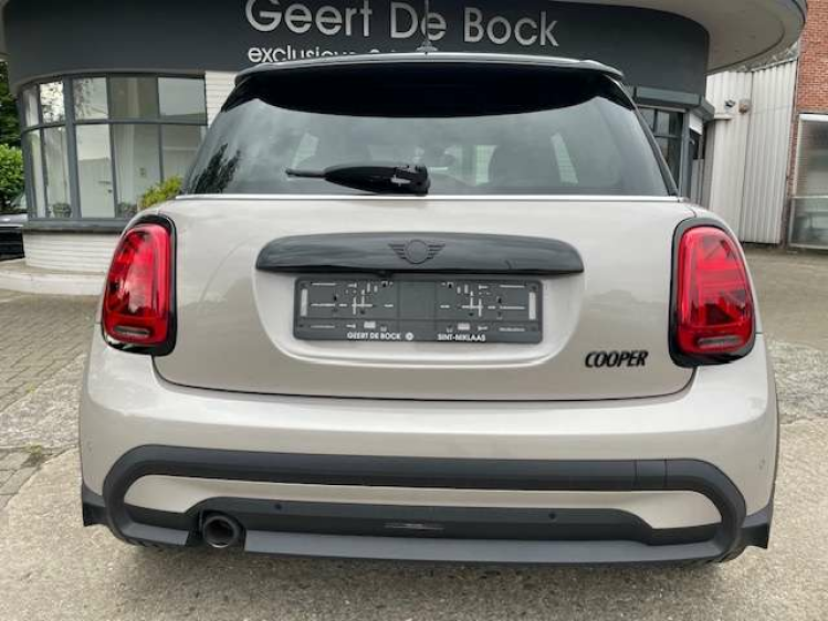 MINI Cooper 1.5/AUT/NAVI/SPORTZETELS/17