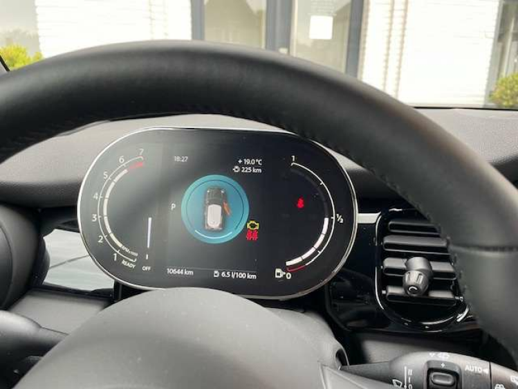 MINI Cooper 1.5/AUT/NAVI/SPORTZETELS/17