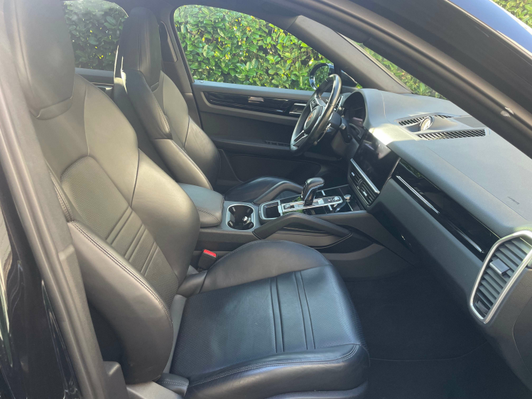 Porsche Cayenne COUPE 3.0 Turbo V6 Tiptronic S/PANO/21