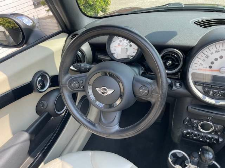 MINI Cooper Cabrio 1.6i/AUT/LEDER/PDC/ALU/60200KM Geert De Bock