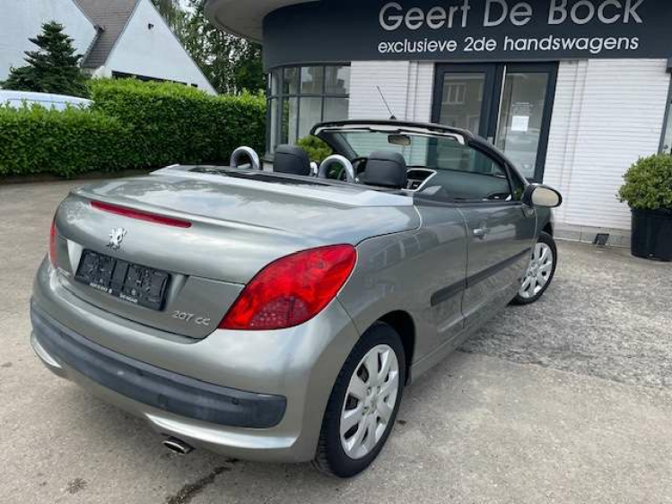 Peugeot 207 1.6i 16v cabrio/leder/AIRCO slechts 61300KM Geert De Bock