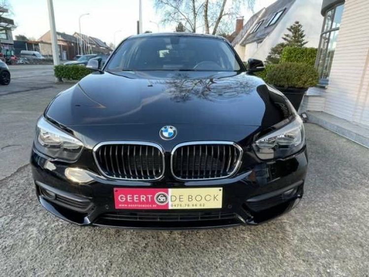 BMW 118 SPORT/M-STUUR/NAVI /BLACK SPORT Geert De Bock