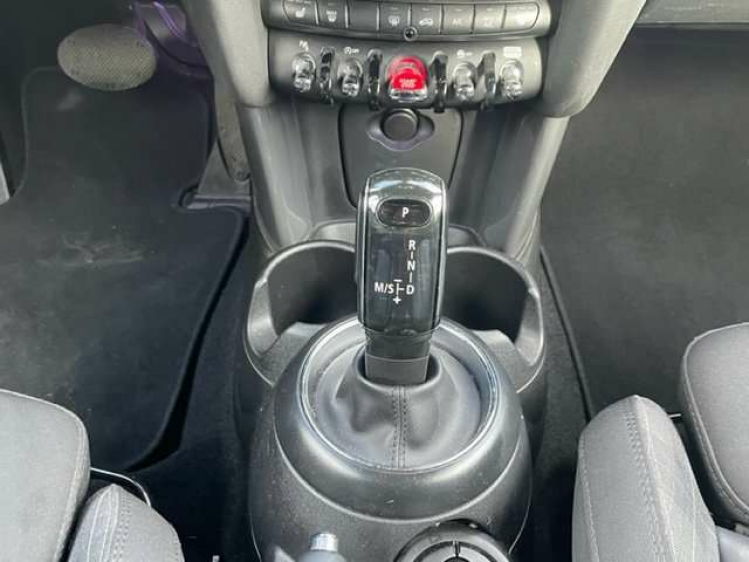 MINI One 1.5AUT./BLACK SPORT/NAVI/APPLE CARPLAY Geert De Bock