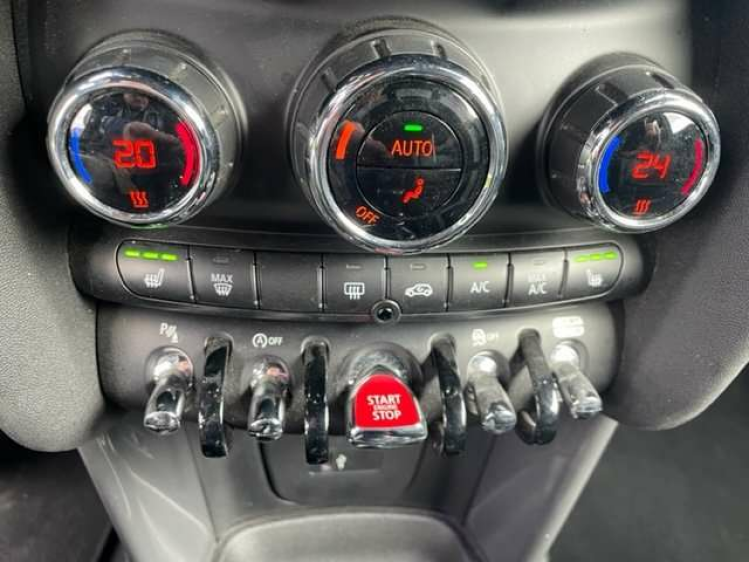 MINI One 1.5AUT./BLACK SPORT/NAVI/APPLE CARPLAY Geert De Bock