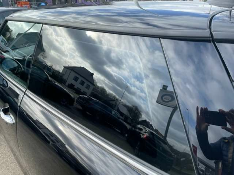 MINI One 1.5AUT./BLACK SPORT/NAVI/APPLE CARPLAY Geert De Bock