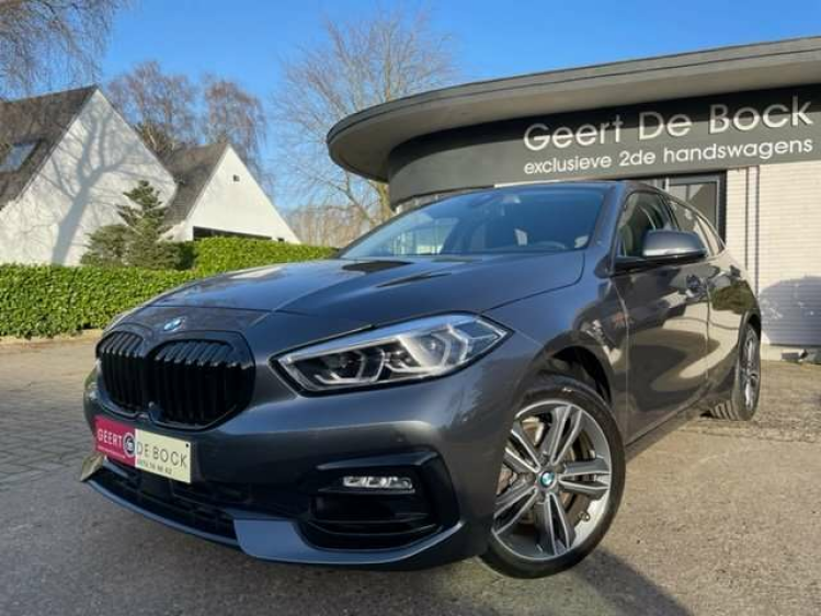 BMW 118 i SPORTLINE/NAVI/PDC/18