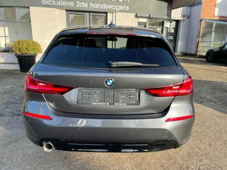 BMW 118 i SPORTLINE/NAVI/PDC/18