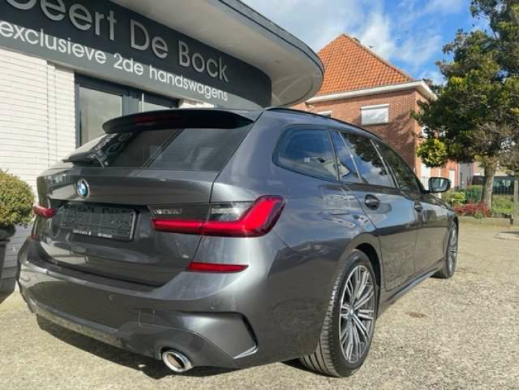 BMW 330 3 TOURING AUT/M SPORTPAKKET/NAVI PRO/APPLE CARPL. Geert De Bock