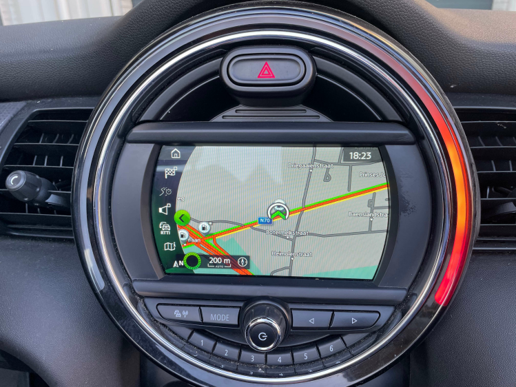 MINI Cooper Cabrio AUTOMAAT/HARMAN KARDON/ BLACK SPORT ALU Geert De Bock