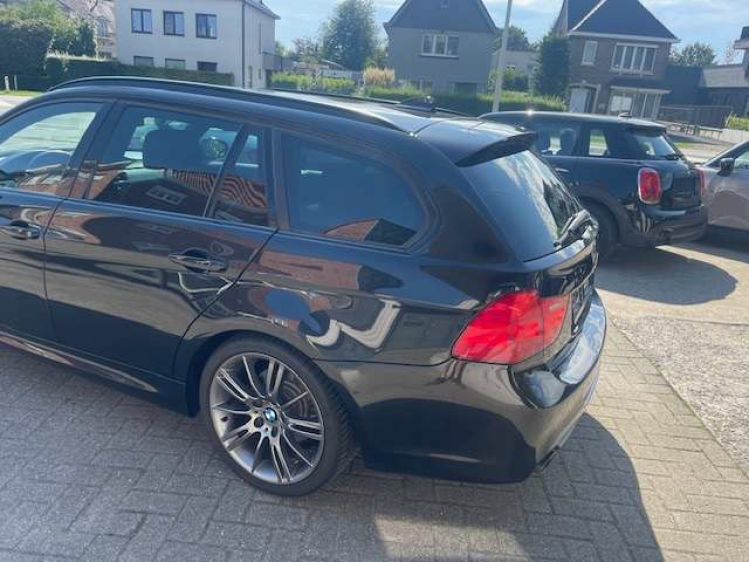 BMW 320 Touring M SPORTPAKKET LEDER 18