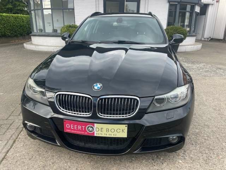 BMW 320 Touring M SPORTPAKKET LEDER 18