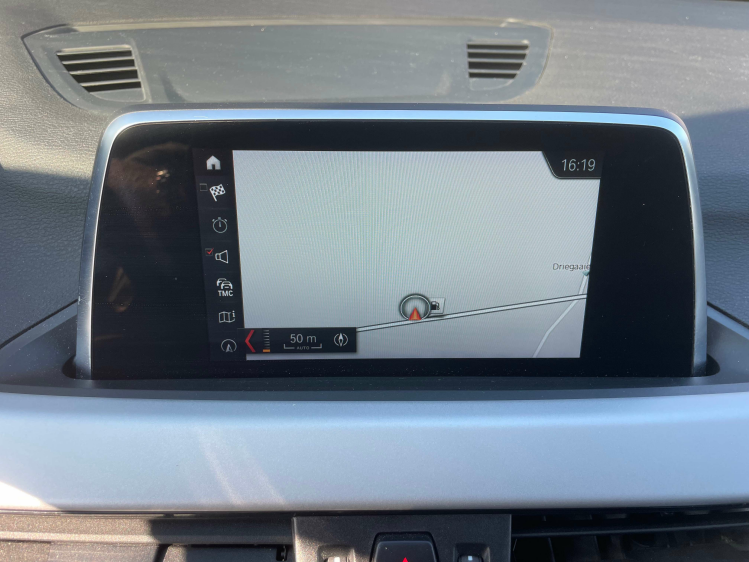 BMW X1 AUT./NAVI/PANO DAK/CAMERA/TREKHAAK Geert De Bock