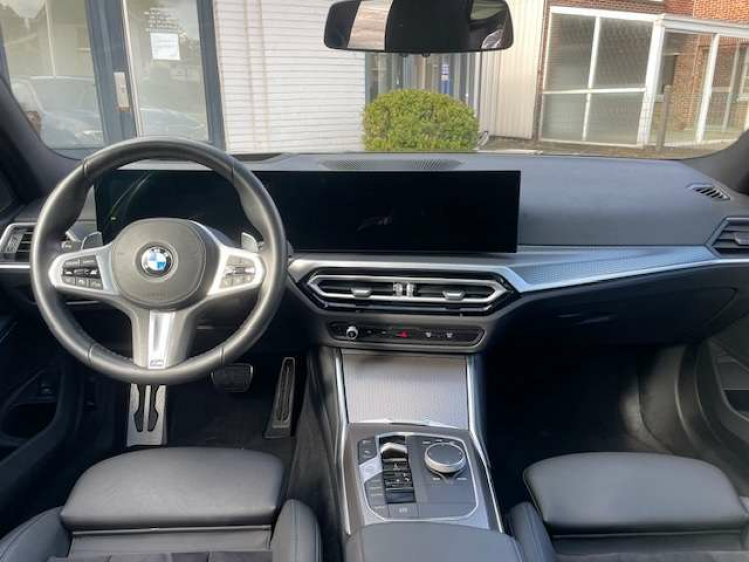 BMW 320 Touring 320iAS M SPORT//HEADUP/PANO/TREKHAAK Geert De Bock