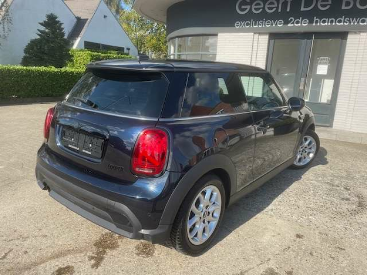 MINI Cooper YOURS TRIM/AUT/LEDER/NAVI/APPLE CARPLAY Geert De Bock