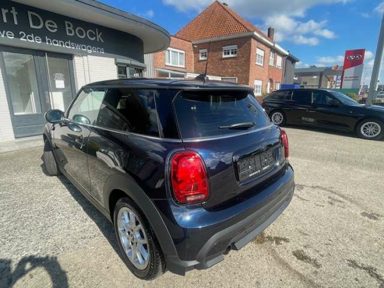 MINI Cooper YOURS TRIM/AUT/LEDER/NAVI/APPLE CARPLAY Geert De Bock