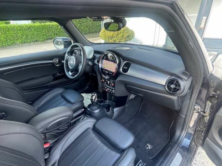 MINI Cooper YOURS TRIM/AUT/LEDER/NAVI/APPLE CARPLAY Geert De Bock
