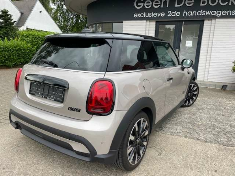 MINI Cooper 1.5/AUT/NAVI/SPORTZ/17