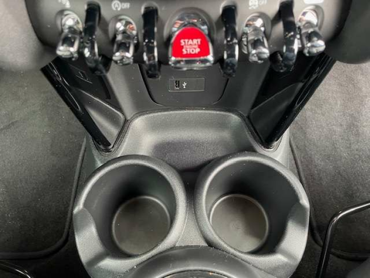 MINI Cooper 1.5/AUT/NAVI/SPORTZ/17