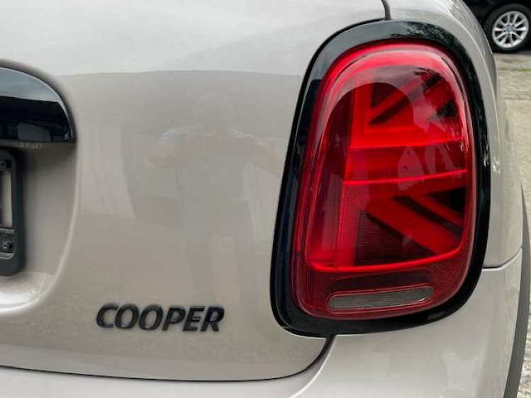 MINI Cooper 1.5/AUT/NAVI/SPORTZ/17