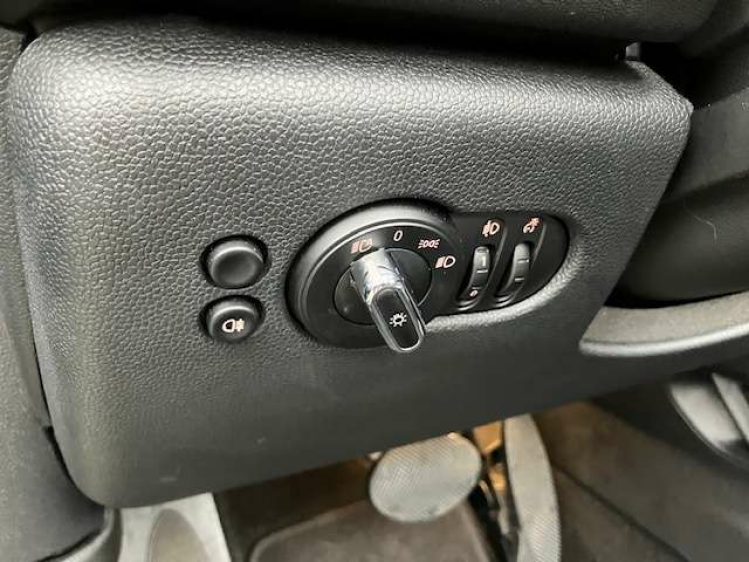 MINI Cooper Cabrio Cabriolet AUT/RESOLUTE EDITION/LEDER/17