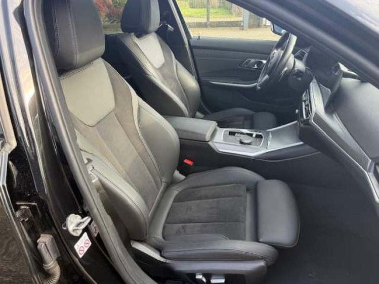 BMW 320 Tour/ 320iAS M SPORT/HEADUP/PANO/19