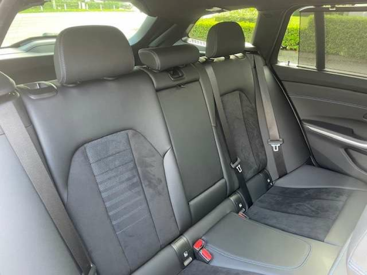 BMW 320 Touring 320iAS M SPORT//HEADUP/PANO/*VERKOCHT* Geert De Bock