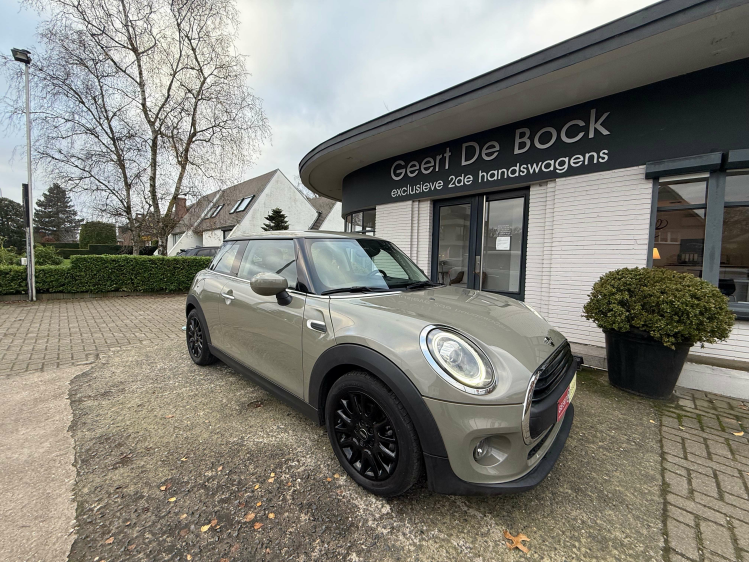 MINI One AUT./NAV/VERW.ZETELS/ALU BLACK/PDC Geert De Bock