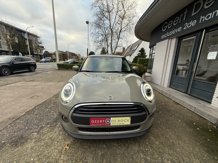 MINI One AUT./NAV/VERW.ZETELS/ALU BLACK/PDC Geert De Bock