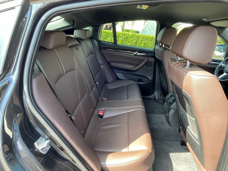 BMW X4 2.0iA xDrive20 M SPORT/NAVI/CAMERA/19