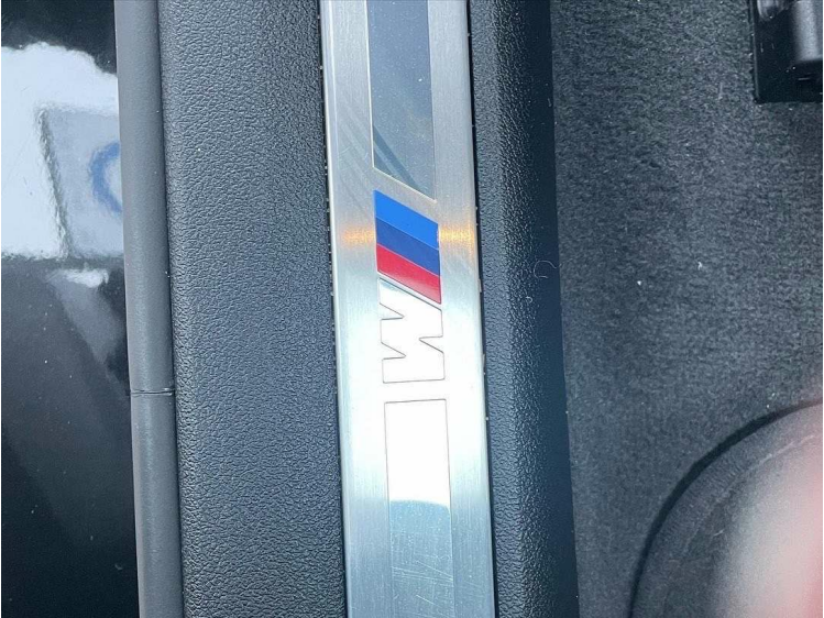 BMW X4 2.0iA xDrive20 M SPORT/NAVI/CAMERA/19