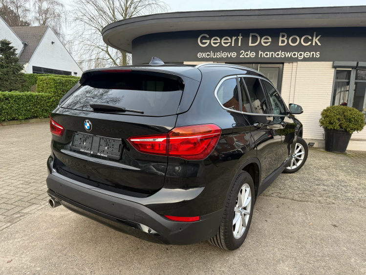 BMW X1 1.5iA sDrive18/NAVI/PANO DAK/PDC/ALU Geert De Bock