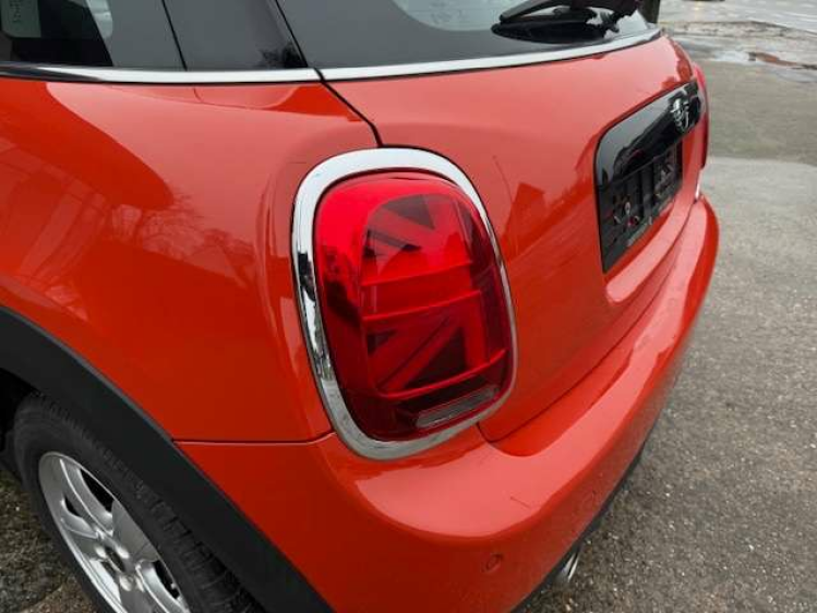 MINI Cooper 1.5/5 DEURS/ZWART DAK/PDC/ALU Geert De Bock