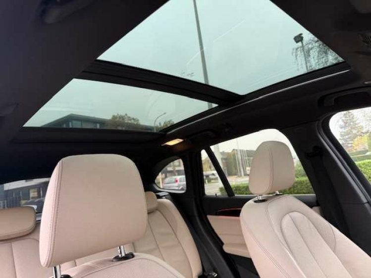 BMW X1 IA xDrive25e/HEAD UP/PANODAK/LEDER/X L/verkocht Geert De Bock