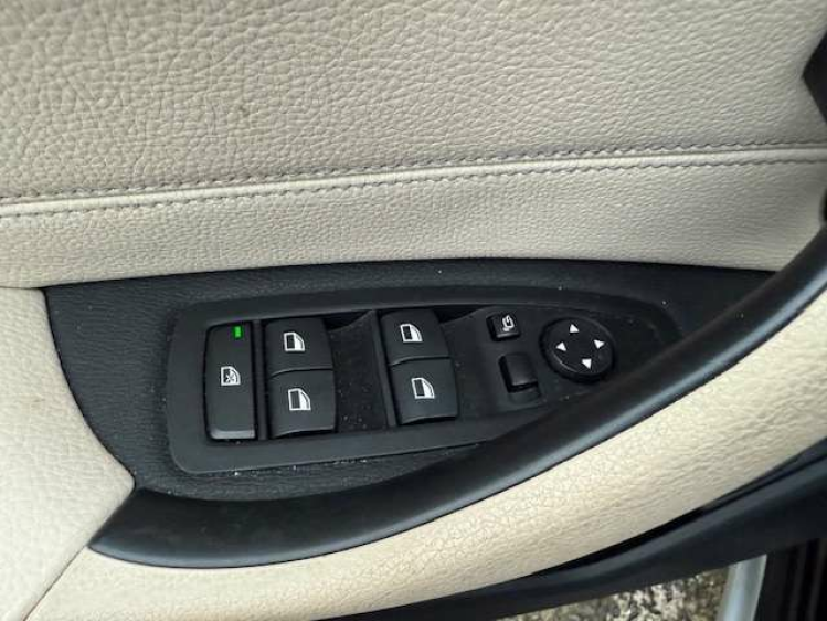 BMW X1 IA xDrive25e/HEAD UP/PANODAK/LEDER/X L/verkocht Geert De Bock