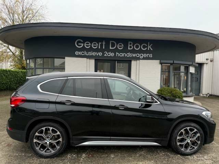 BMW X1 IA xDrive25e/HEAD UP/PANODAK/LEDER/X L/verkocht Geert De Bock