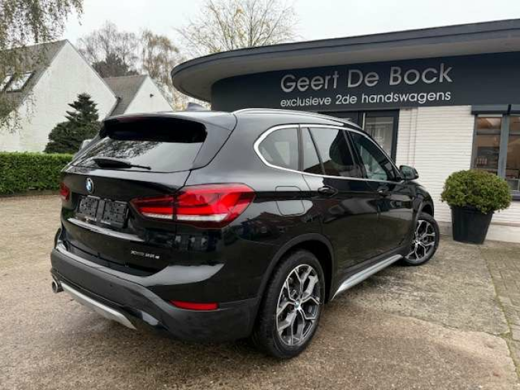 BMW X1 IA xDrive25e/HEAD UP/PANODAK/LEDER/X L/verkocht Geert De Bock