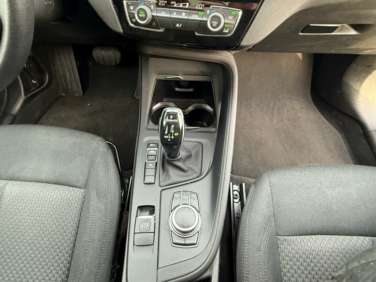 BMW X1 iA sDrive18/NAVI/PANO DAK/PDC/ALU Geert De Bock