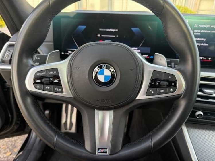 BMW 320 Tour/320iAS MSPORT/HEADUP/PANO/19