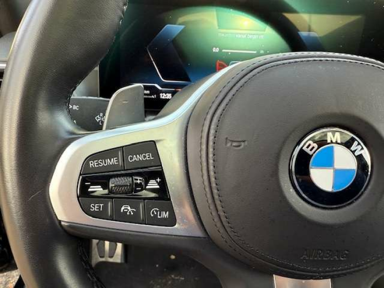 BMW 320 Tour/320iAS MSPORT/HEADUP/PANO/19