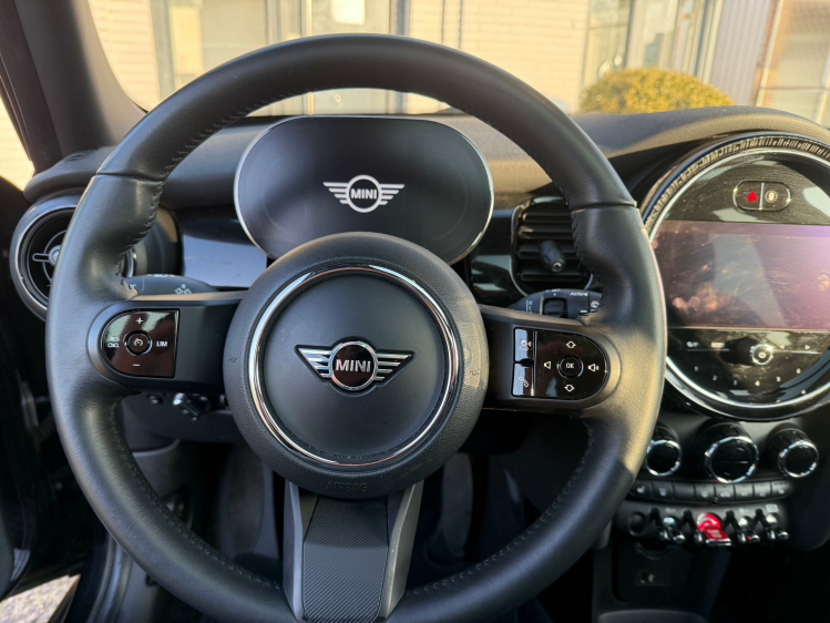 MINI Cooper AUT/5DEURS/BLACKLINE/PANO/LEDER/CAMERA Geert De Bock