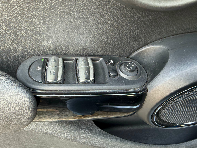 MINI Cooper AUT/5DEURS/BLACKLINE/PANO/LEDER/CAMERA Geert De Bock