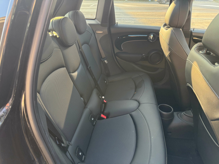 MINI Cooper AUT/5DEURS/BLACKLINE/PANO/LEDER/CAMERA Geert De Bock