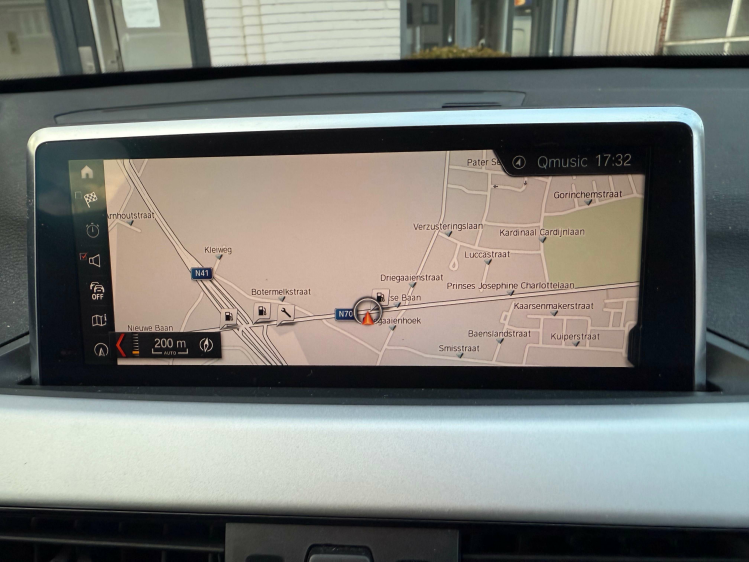 BMW X1 SPORT/AUT/NAVI/PANO DAK/BLACK LINE Geert De Bock