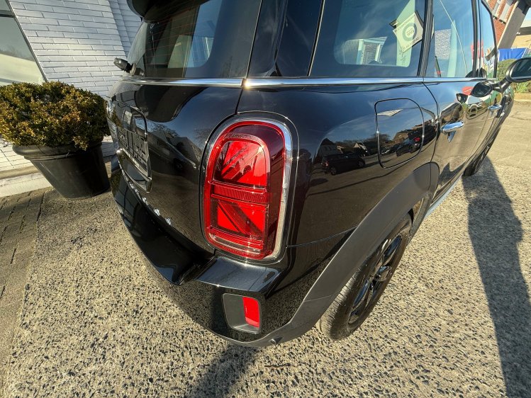 MINI Cooper Countryman AUT/NAVI/CAMERA/APPLE C/SPORTZET/ALU BLACK Geert De Bock