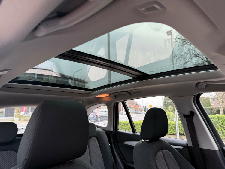 BMW X1 AUT/SPORT/SOUNDSYS/PANO DAK/PDC/ZETELVERW Geert De Bock