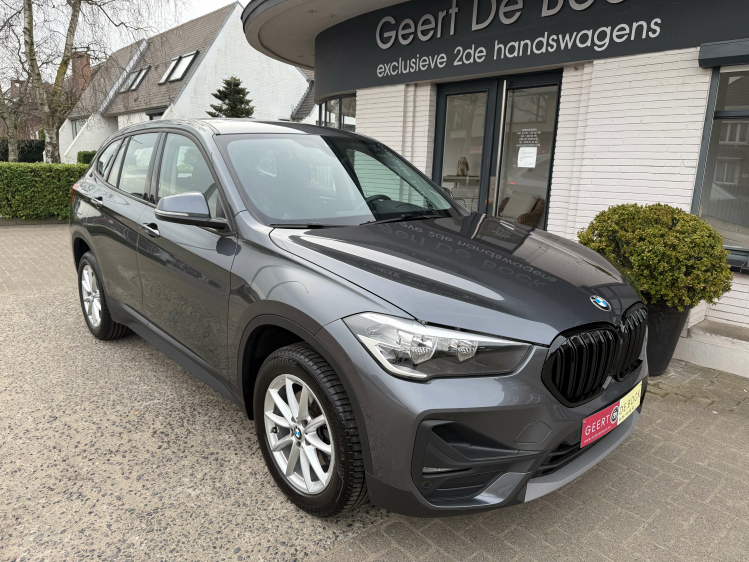 BMW X1 AUT/SPORT/SOUNDSYS/PANO DAK/PDC/ZETELVERW Geert De Bock